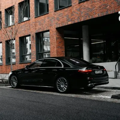 Taxi & Private Hire at work